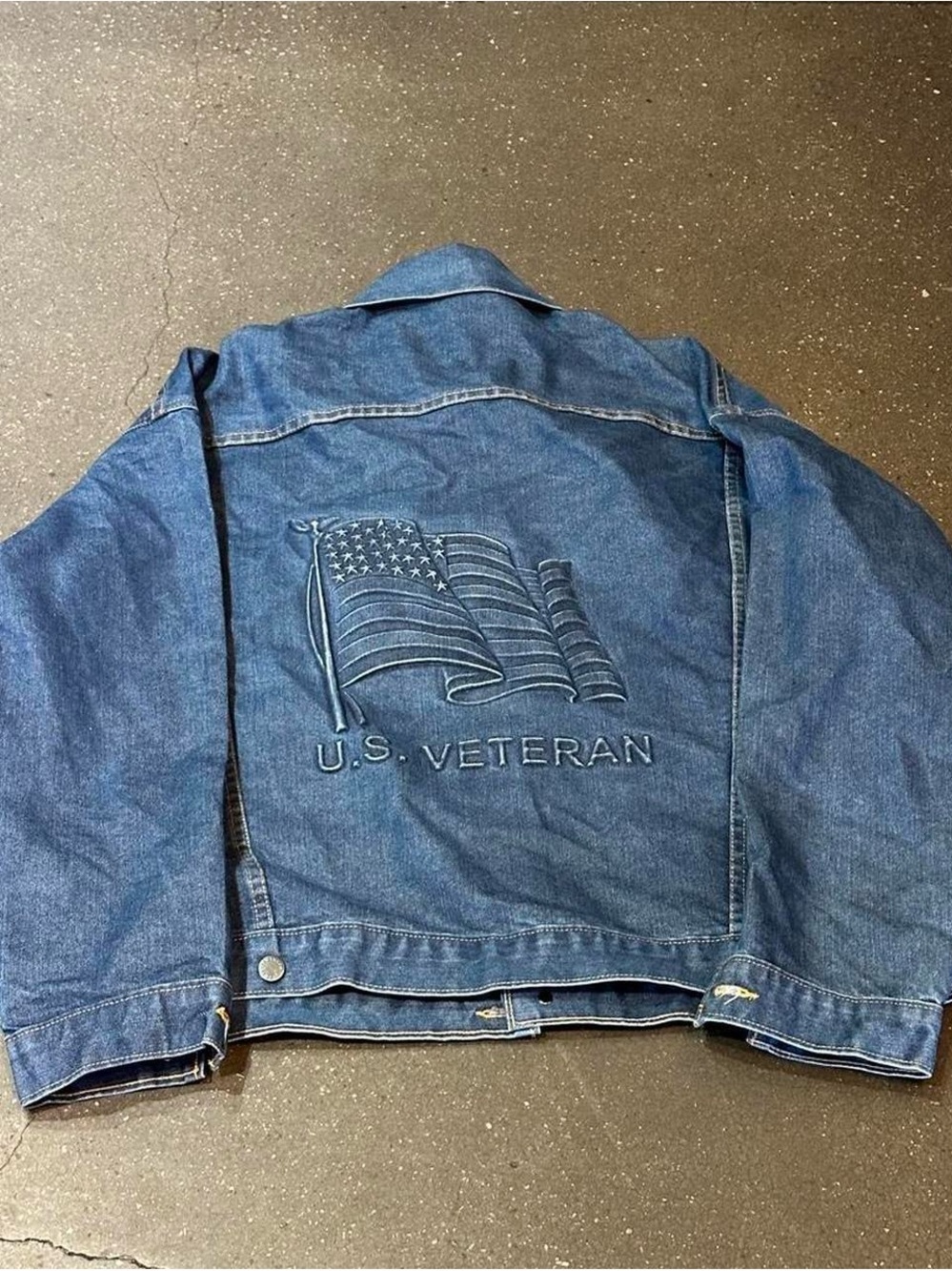 Vintage 90s U.S. Veteran Made in USA blue denim jacket size Large